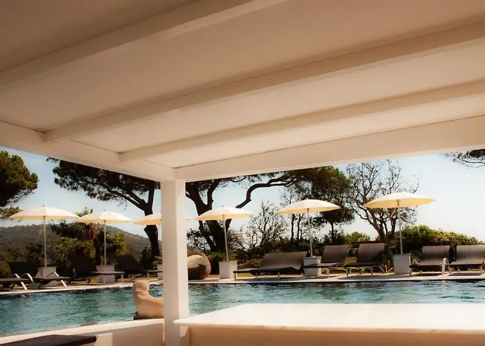 Capo Bianco بورتو أتْسورّو